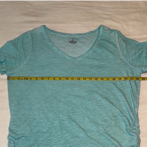 👚Lane Bryant Women’s V-Neck Tee Bundle - Turquoise & Pink, Size 14/16 - Picture 8 of 11